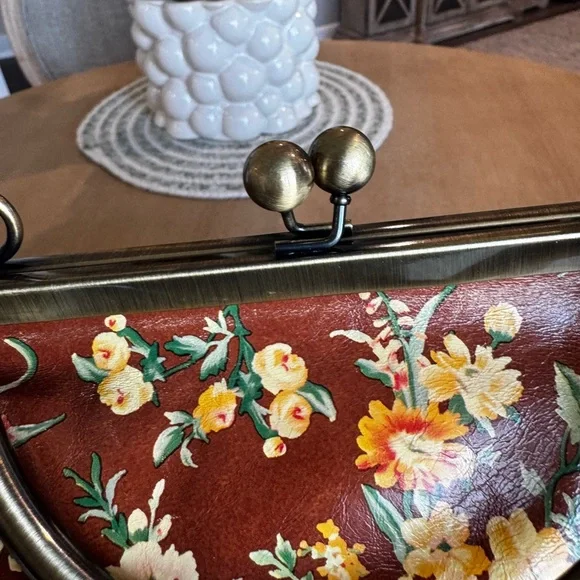 Patricia Nash 10th anniversary vintage bag - Picture 7 of 9